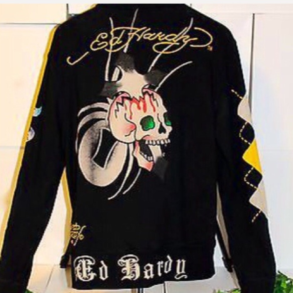 ED HARDY SKULL LRG SWEATER & FREE 32" PANTS!